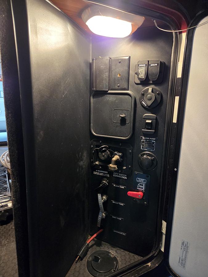 Used 2014 Redwood 36FB and 2014 Ford F350