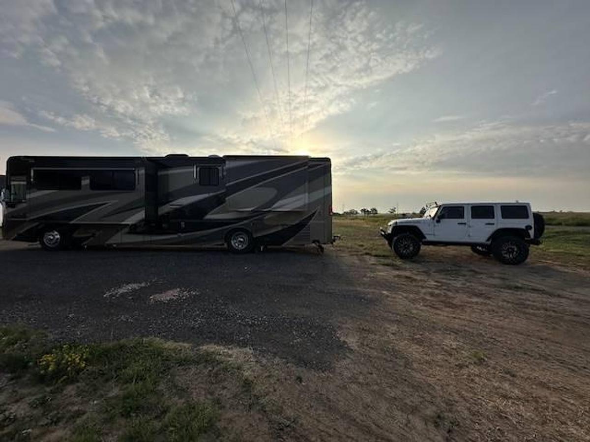 Used 2008 Winnebago Tour 40KD Class A Motorhome