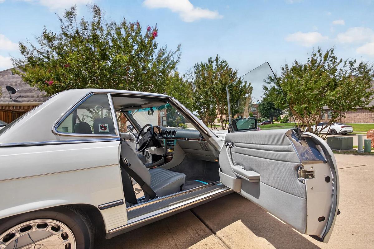 Used 1988 Mercedes-Benz 560 SL