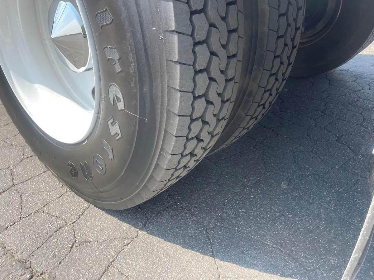 Used 2015 Freightliner M2 106 4x4 Boom