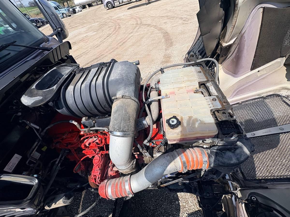 Used 2013 Kenworth T660