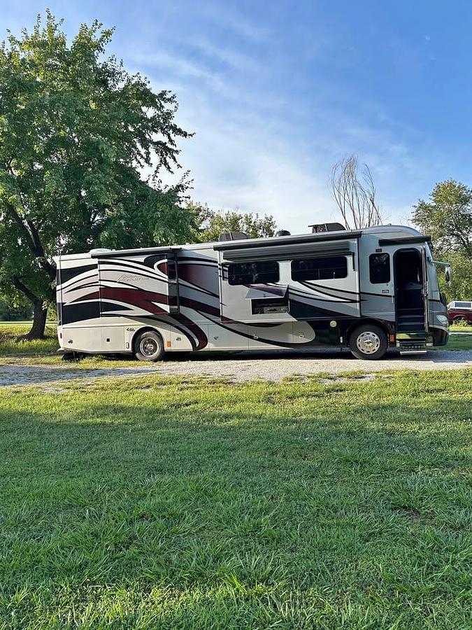 Used 2013 American Coach American Revolution 38S Class A Motorhome