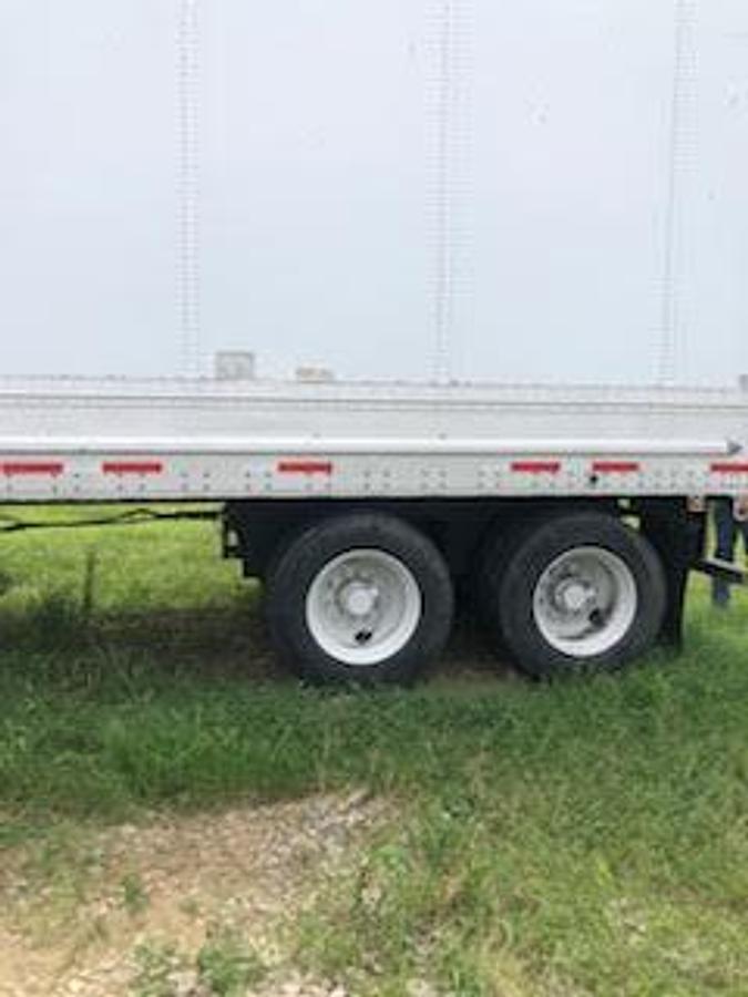 Used 2009 Wabash Enclosed Trailer