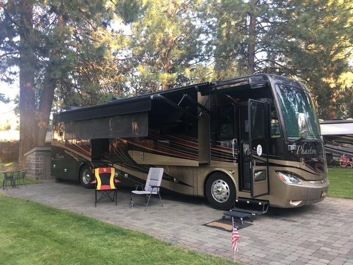 Used 2014 Tiffin Phaeton 40QBH