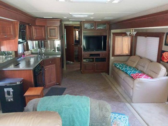Used 2003 Travel Supreme 40ft RV