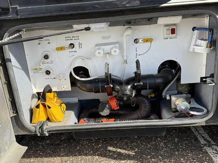 Used 2015 Tiffin Motorhomes Allegro Red 33AA