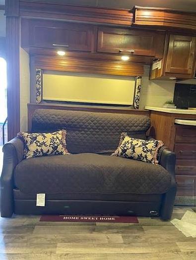 Used 2018 Jayco Seneca 37TS
