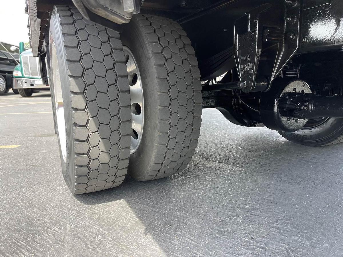 Used 2018 Peterbilt 337 Single Axle