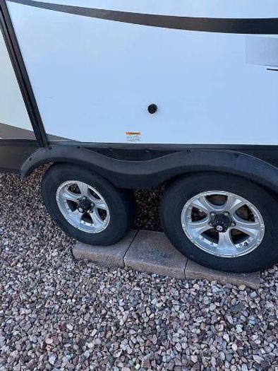 Used 2018 Grand Design Imagine 2400BH