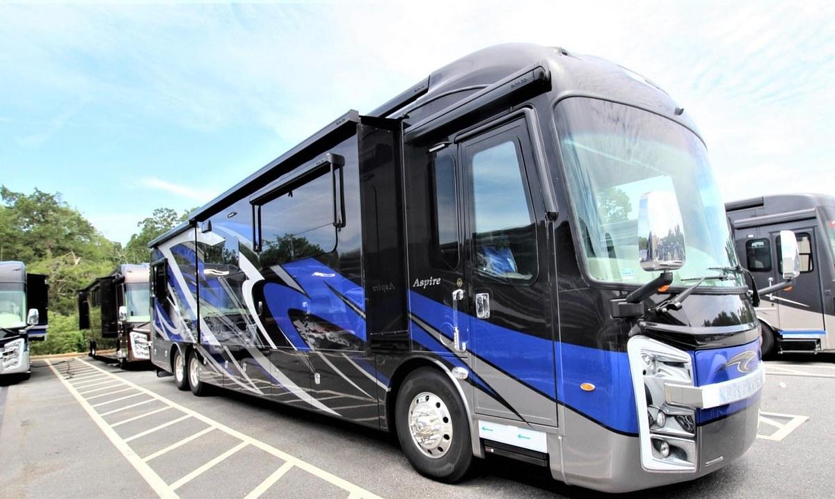 Used 2021 Entegra Coach Aspire 44B