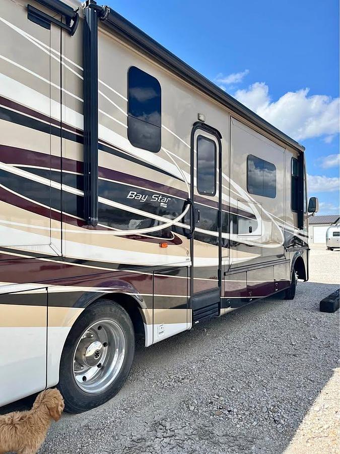 Used 2017 Newmar Bay Star