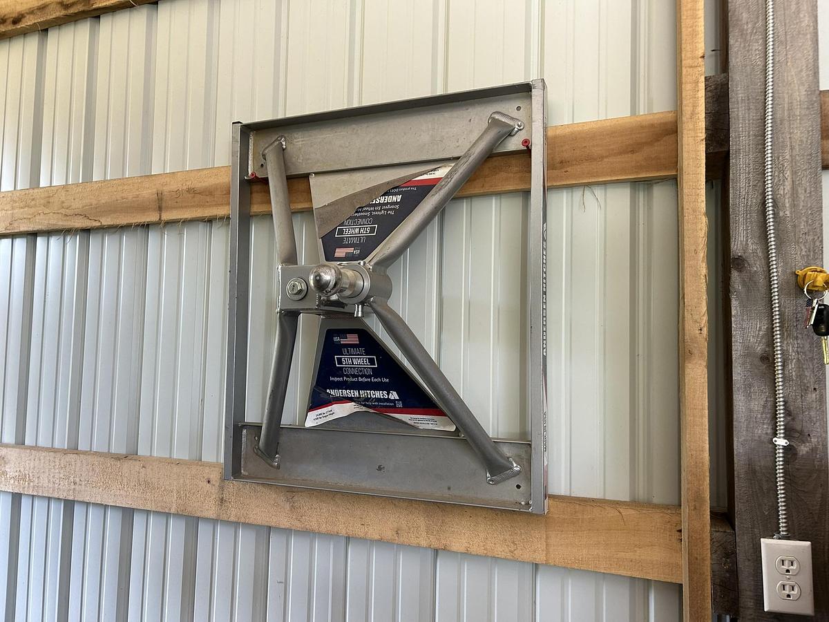 Used 2013 Forest River Rockwood Signature Ultra Lite 8244WS Fifth Wheel