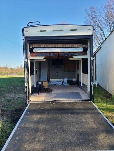 Used 2014 Keystone Carbon Toyhauler