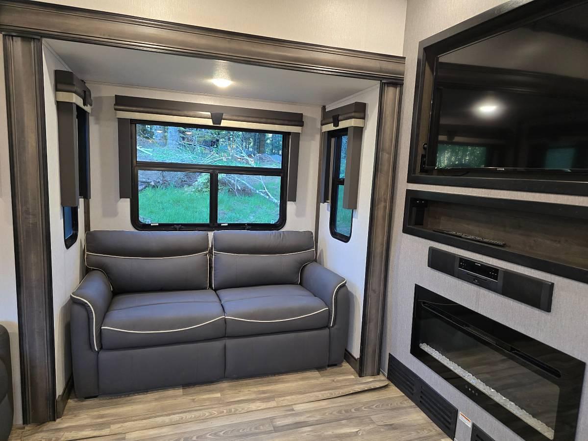 Used 2021 Forest River Cardinal Luxury 390FBX