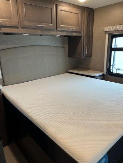 Used 2021 Thor Motor Coach Magnitude RB34