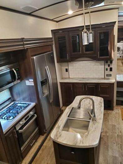 Used 2019 Jayco North Point 387RDFS