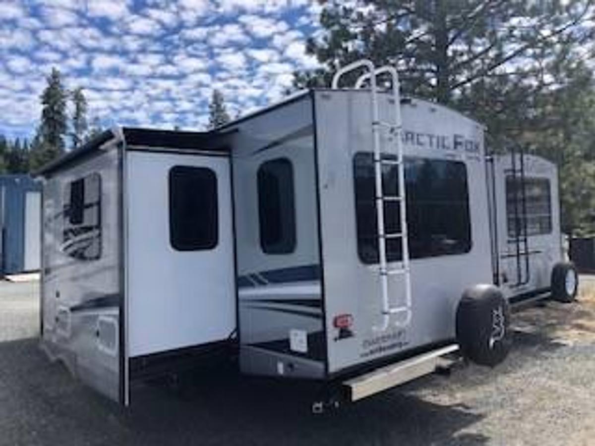 Used 2023 Northwood Arctic Fox North Fork 25Y