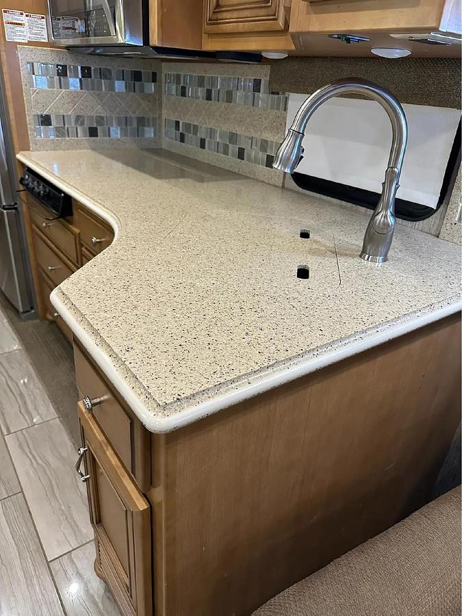 Used 2015 Newmar Ventana 4002