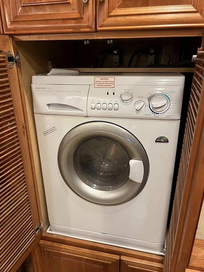 Used 2007 Newmar Essex 4510