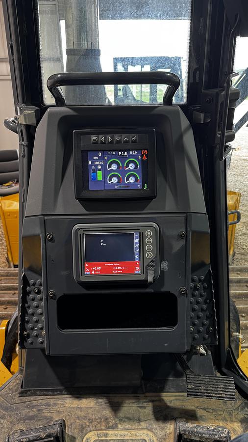 Used 2022 John Deere 700L XLT Crawler Dozer