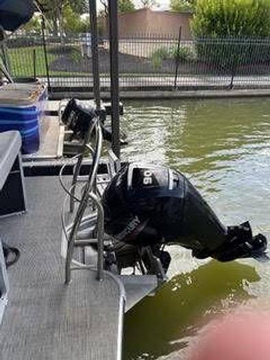 Used 2021 Lowe SS210V 21FT Pontoon Boat