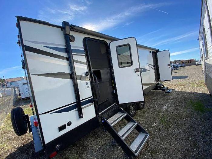Used 2022 Heartland Sundance Travel Trailer