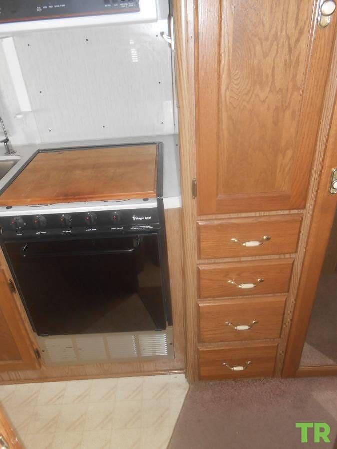 Used 2008 Damon Challenger Class A Motorhome