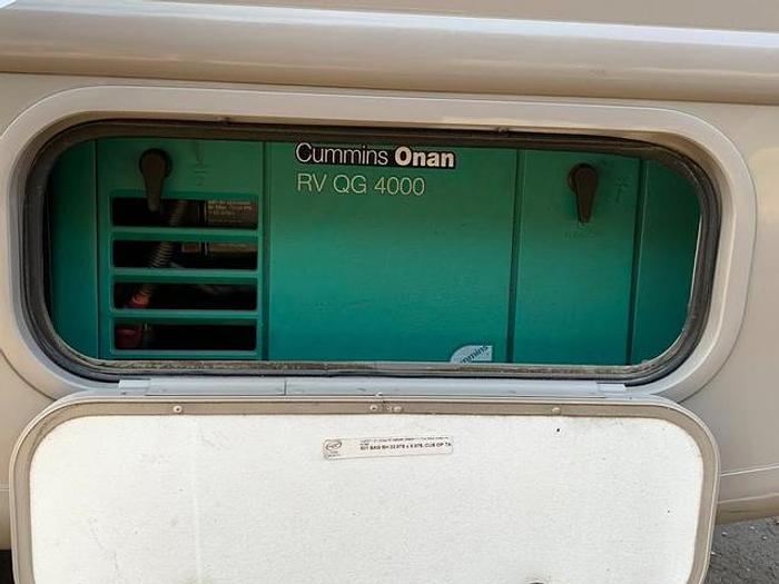 Used 2015 Thor Motor Coach Axis 25.2