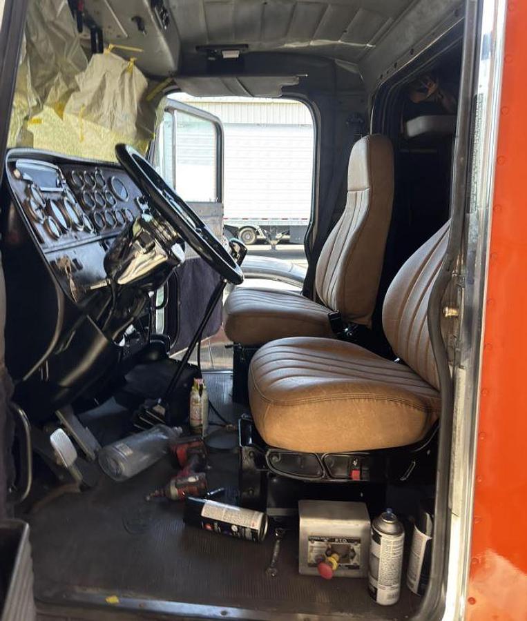 Used 2001 Peterbilt 379EXHD