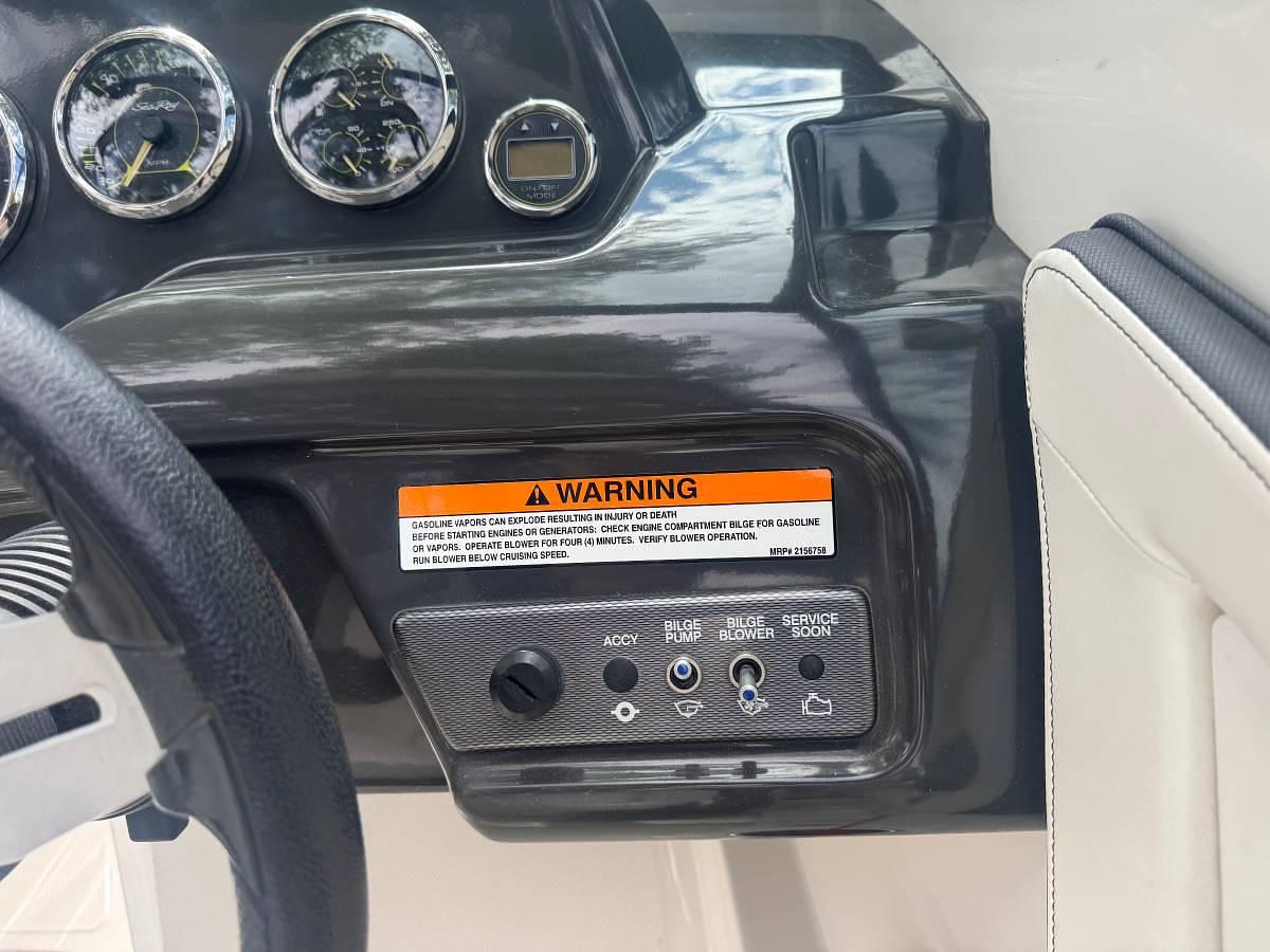 Used 2016 Sea Ray SPX 19