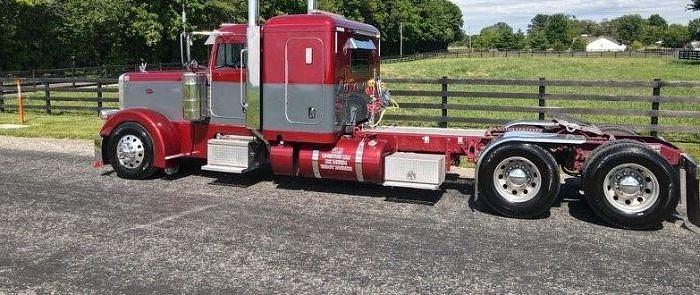 Used 2023 Peterbilt 389