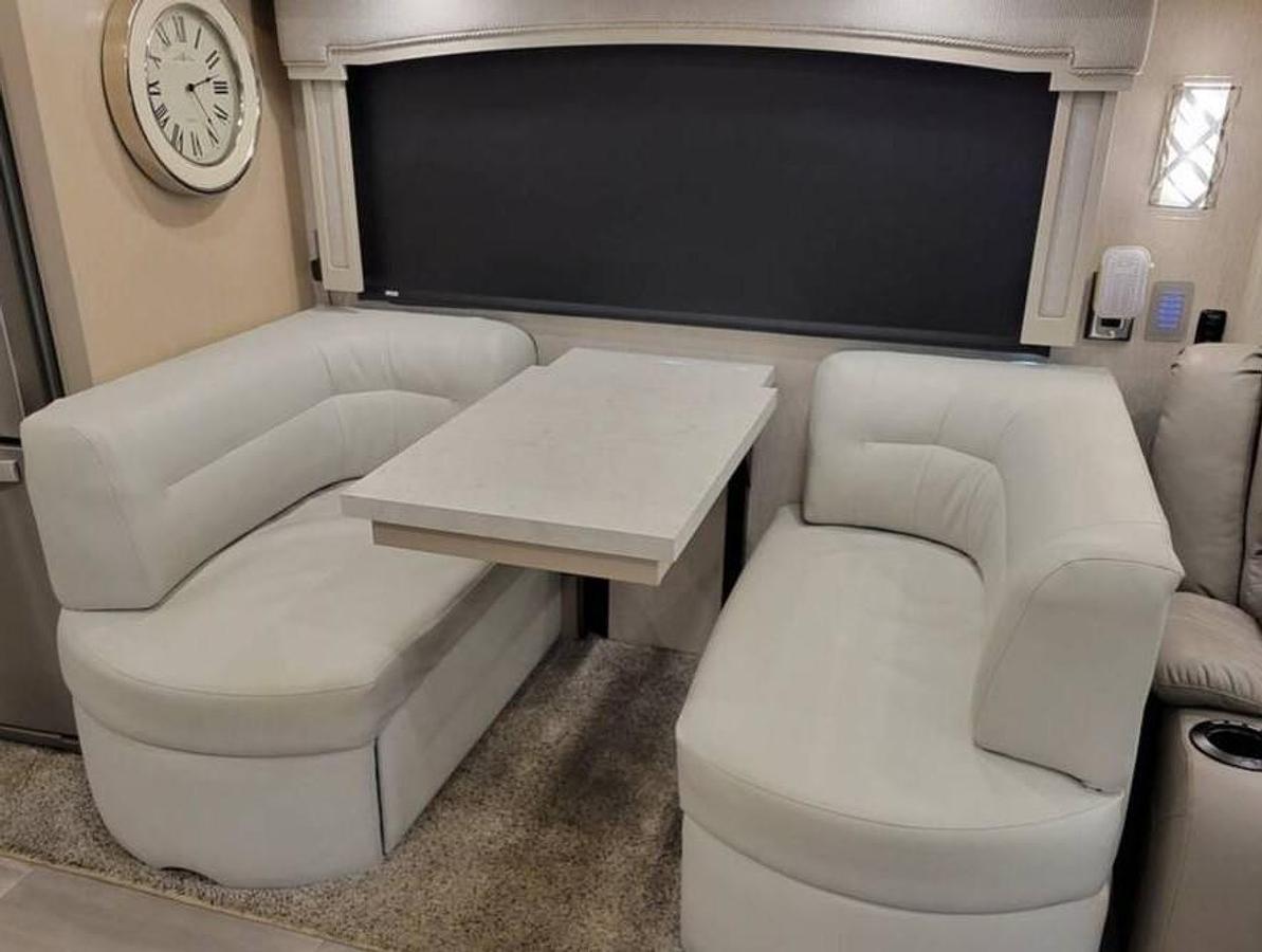 Used 2022 Newmar Ventana 4334