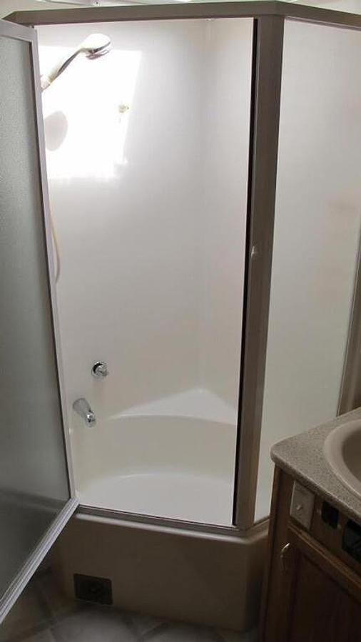 Used 2002 Citation Supreme Fifth Wheel