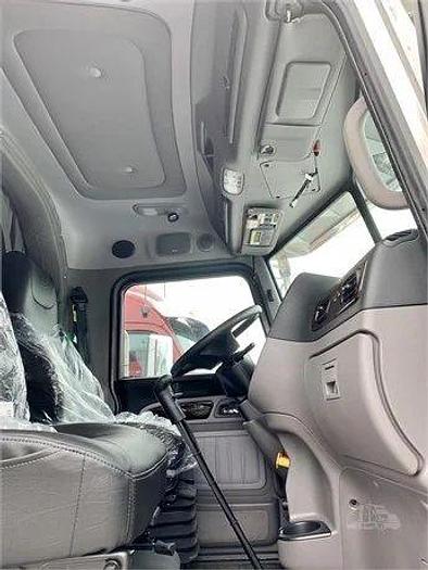 Used 2021 Peterbilt 389
