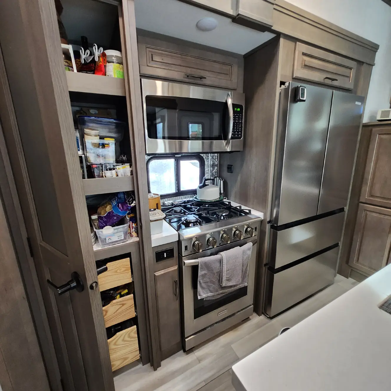 Used 2023 Grand Design Solitude 380FL