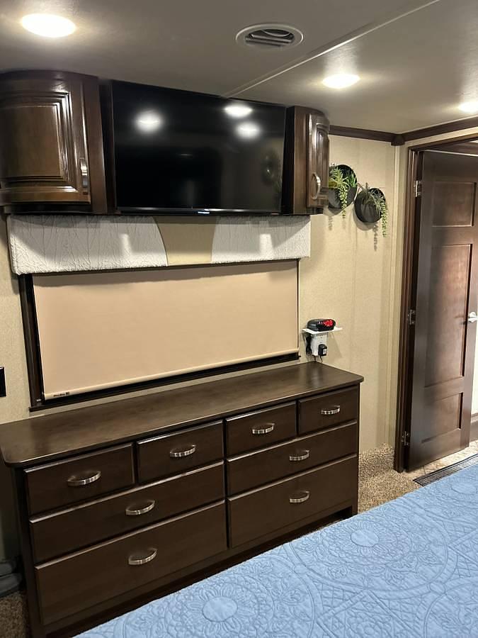 Used 2017 Forest River Riverstone R38TS