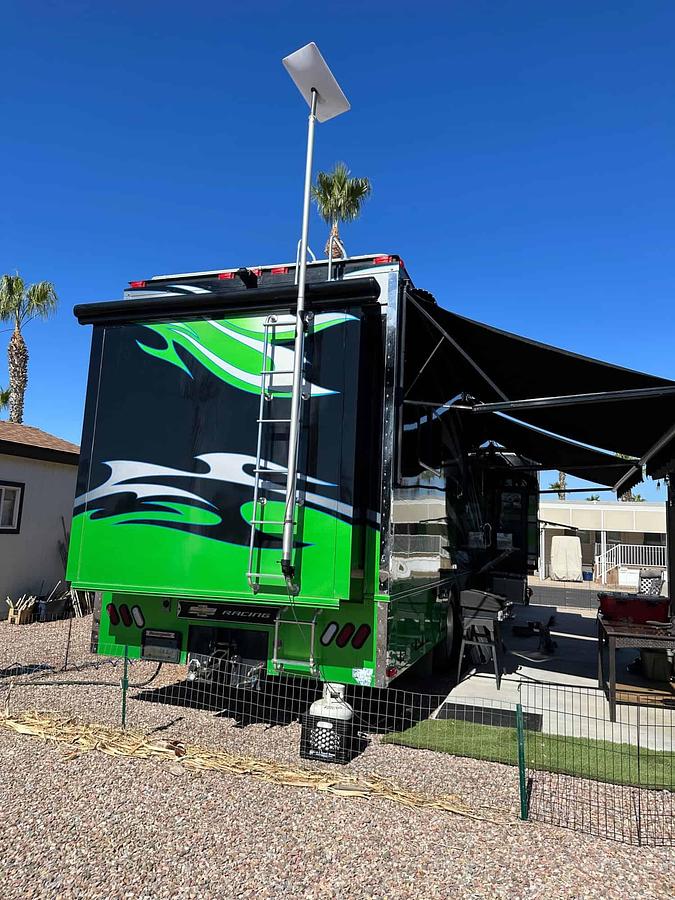Used 2008 Renegade Classic Super C Motorhome