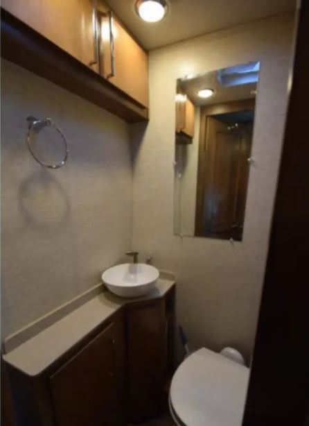 Used 2020 Tiffin Wayfarer 24TW