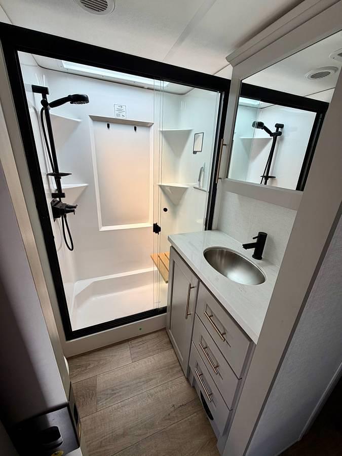 Used 2025 Alliance Paradigm 310RL Fifth Wheel