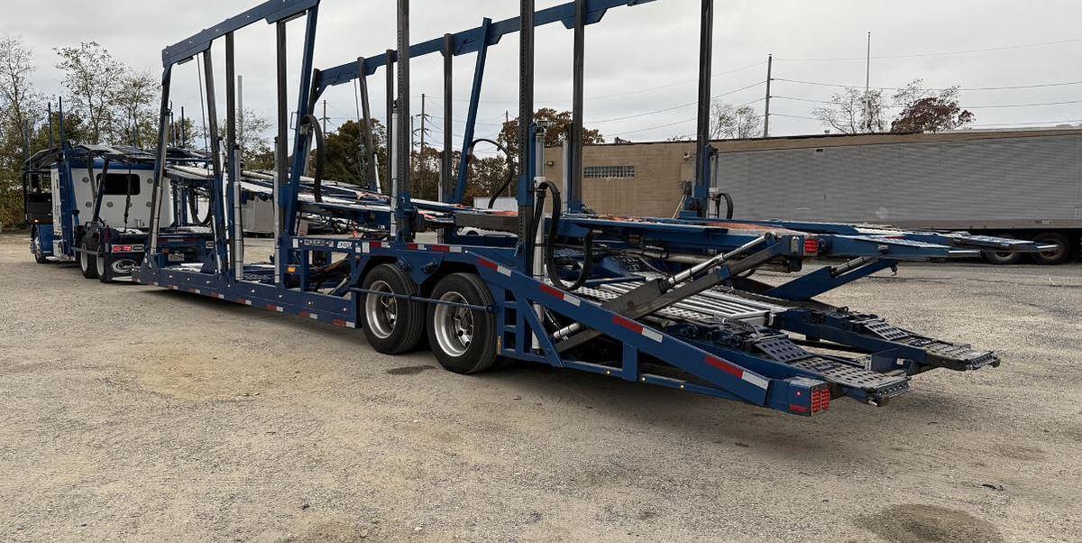 Used 2015 Peterbilt 389