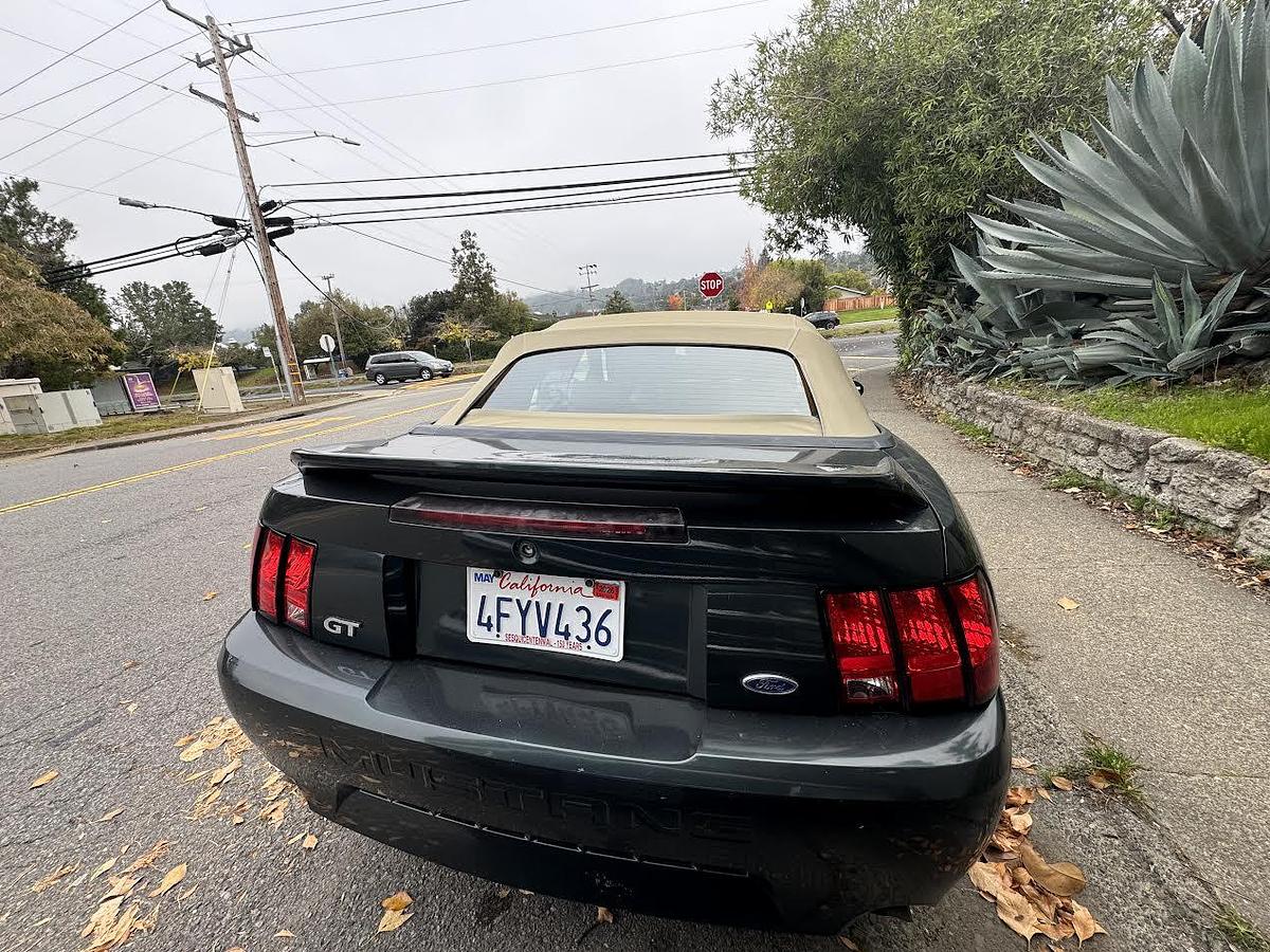 Used 1999 Ford Mustang GT Convertible