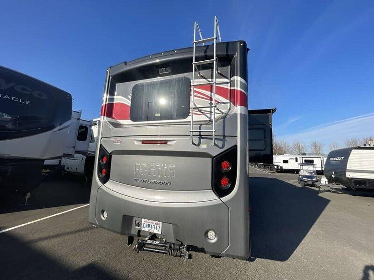 Used 2024 Fleetwood Fortis 36Y