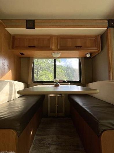 Used 2016 Fleetwood Flair 26E