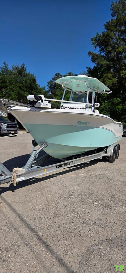 Used 2013 Sea Fox 256 Commander Center Console Boat