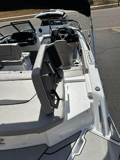 Used 2022 Glastron GX 195