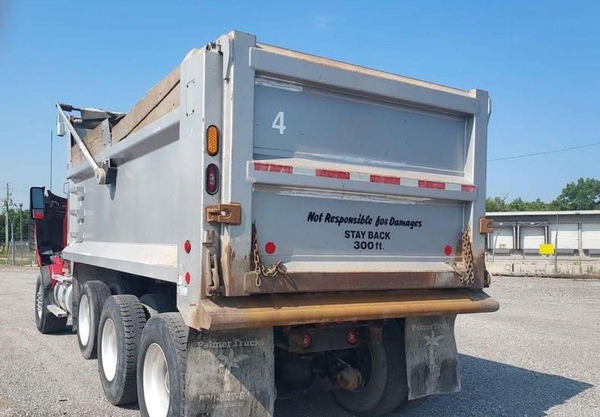 Used 2020 KENWORTH T880 Dump Truck