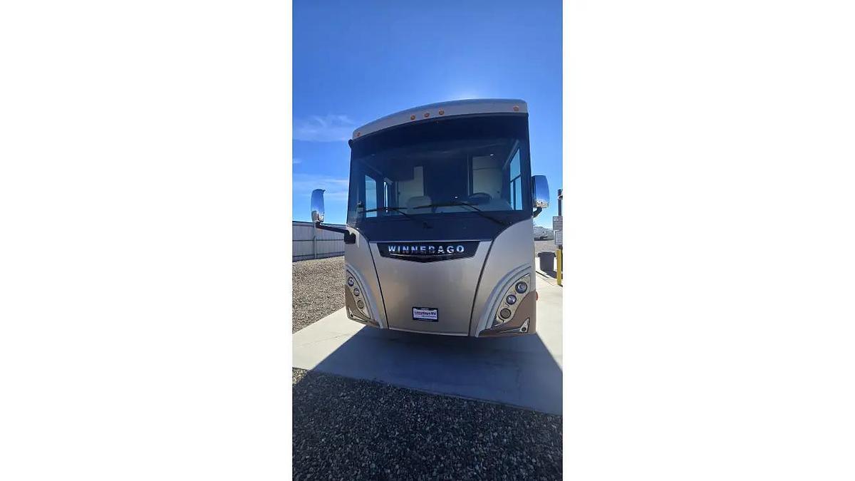 Used 2016 Winnebago Journey 40r