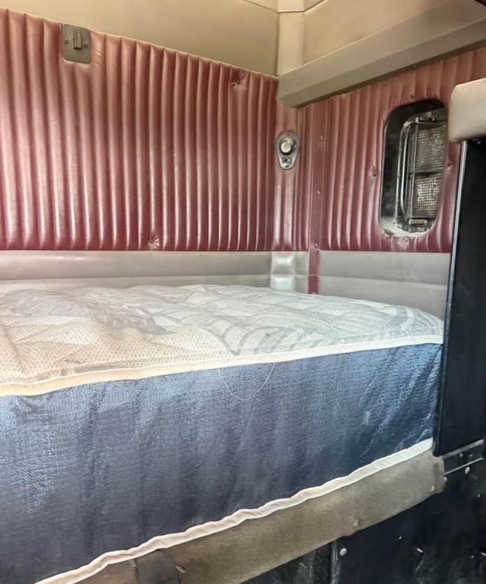 Used 2003 Kenworth T800