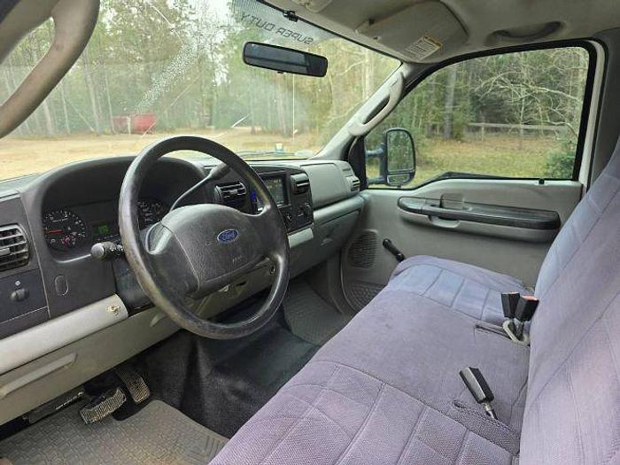 Used 2005 Ford F550 Vacuum Truck