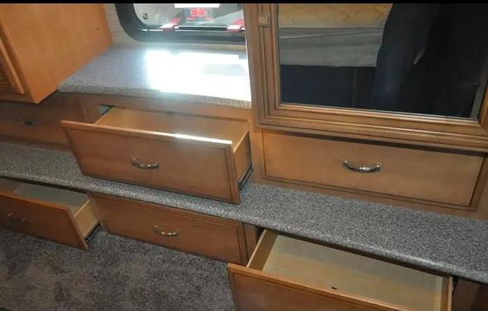 Used 2017 Newmar Bay Star 3401